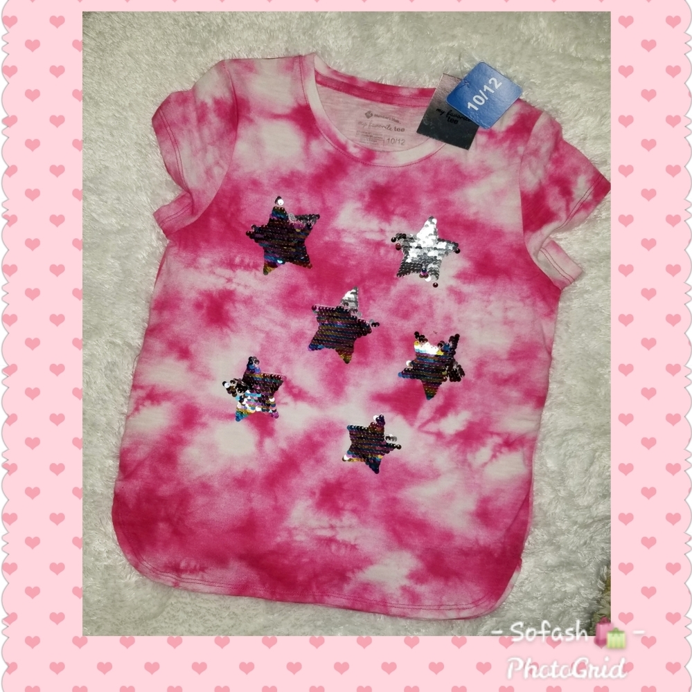 Girls Shirt with flip Sequin Stars.